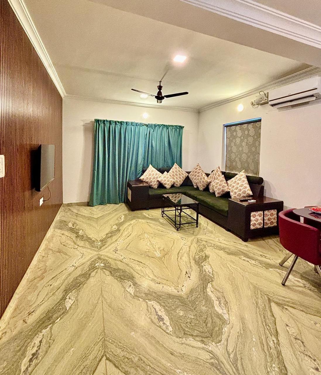3bhk Private Pool By Silver Villa Calangute